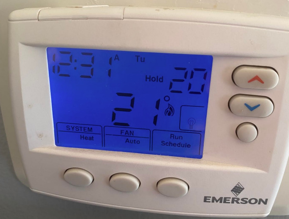 HVAC thermostat